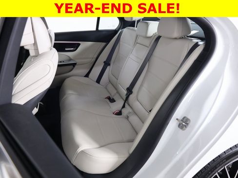 Certified 2025 Mercedes-Benz C 300 4MATIC Sedan image 37