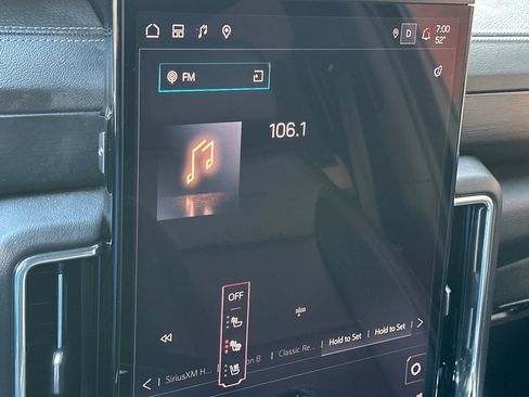 Used 2025 GMC Yukon Denali image 18