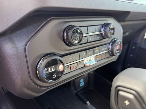 New 2025 Ford Bronco Outer Banks image 29