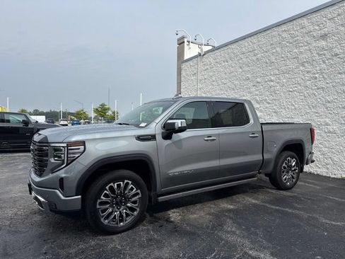 Used 2025 GMC Sierra 1500 Denali Ultimate AWD/4WD image 3