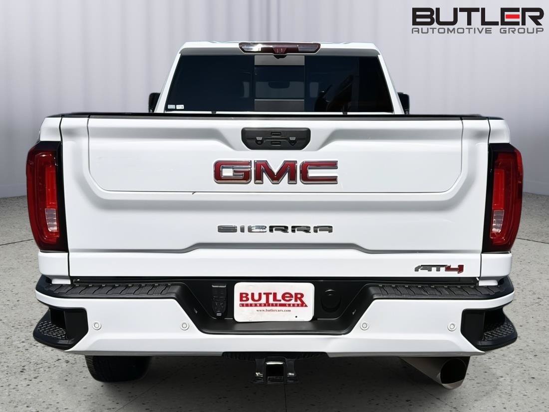 Used 2023 GMC Sierra 2500 AT4 w/ AT4 Premium Plus Package AWD/4WD image 5