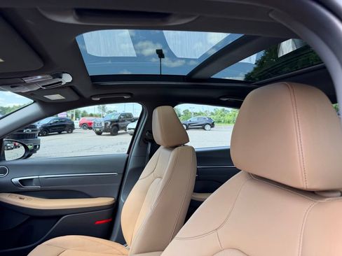Used 2023 Hyundai Sonata Limited FWD image 10