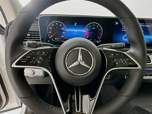 New 2026 Mercedes-Benz GLE 450 4MATIC image 12