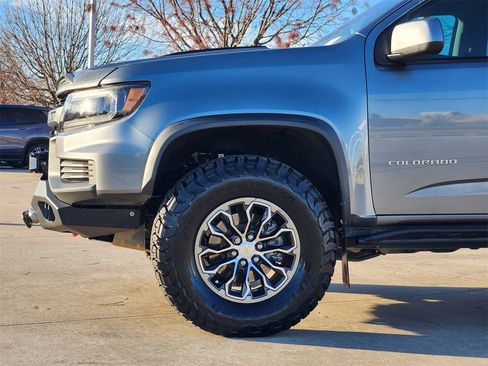 Used 2022 Chevrolet Colorado ZR2 image 8