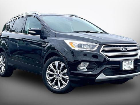 Used 2018 Ford Escape Titanium AWD/4WD image 10