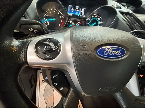 Used 2016 Ford Escape SE AWD/4WD image 29