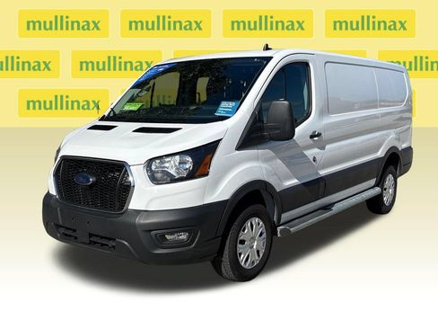 Certified 2025 Ford Transit 250 Low Roof w/ Exterior Upgrade Package RWD image 15
