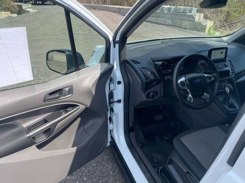 Used 2022 Ford Transit Connect XL FWD image 10