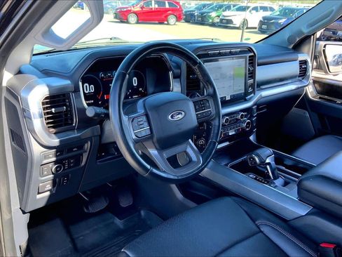 Used 2022 Ford F150 Lariat image 16