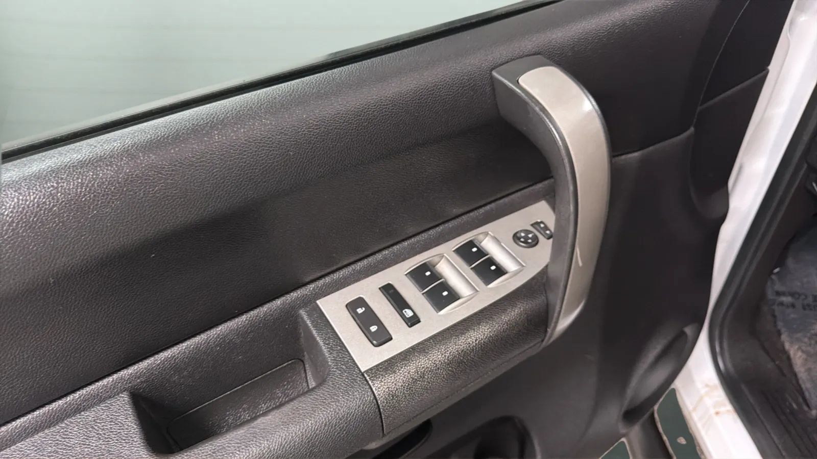 Used 2008 GMC Sierra 2500 SLE w/ Convenience Package AWD/4WD image 15