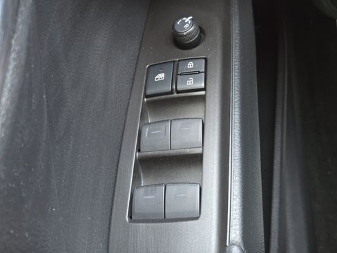 Used 2021 Toyota Camry LE FWD image 21