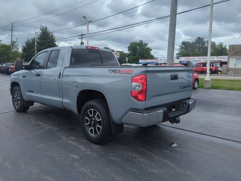 Used 2018 Toyota Tundra SR5 w/ TRD Off Road Package AWD/4WD image 7