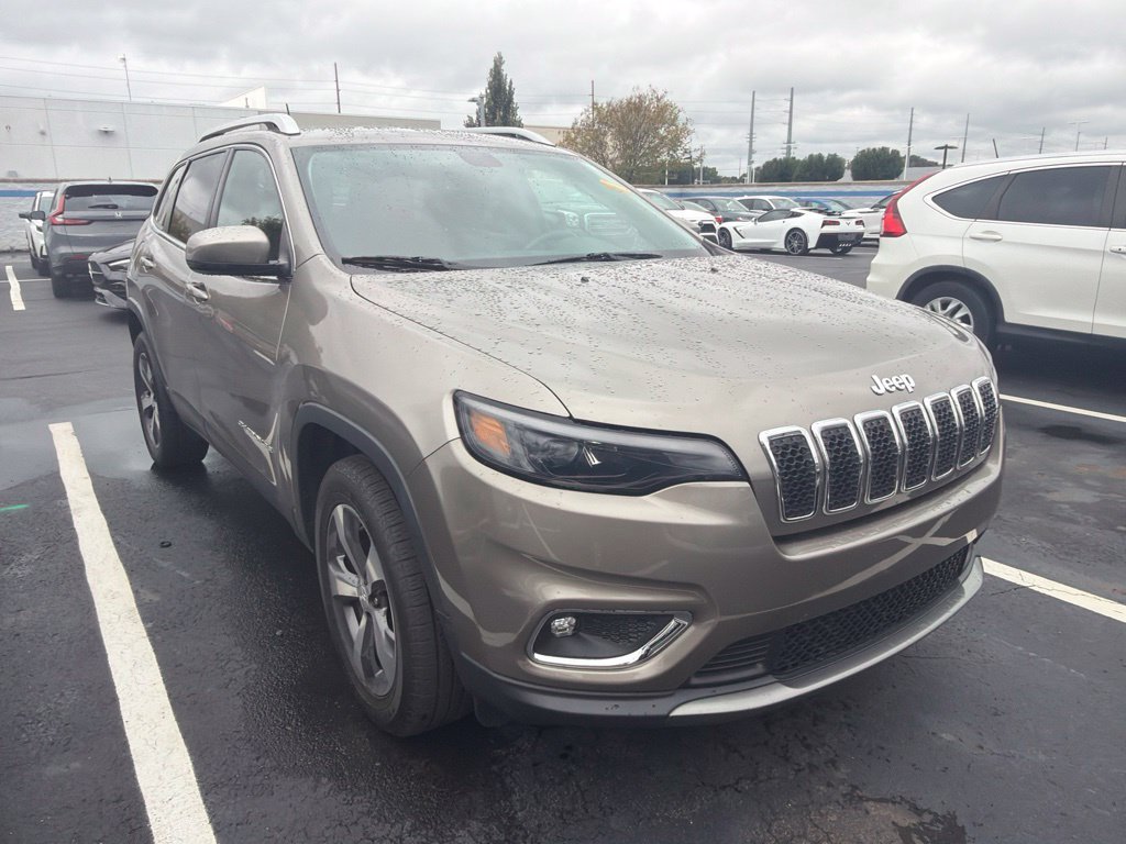 Used 2019 Jeep Cherokee Limited AWD/4WD image 4