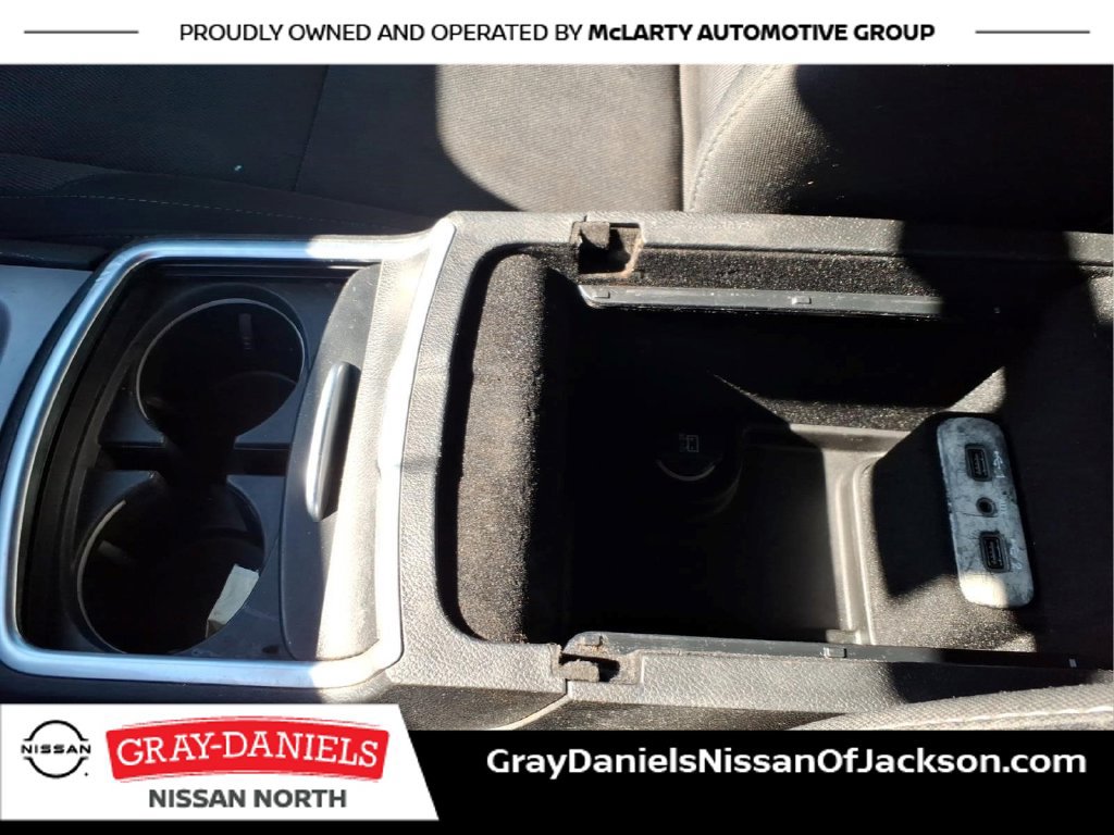 Used 2019 Dodge Charger SXT RWD image 20