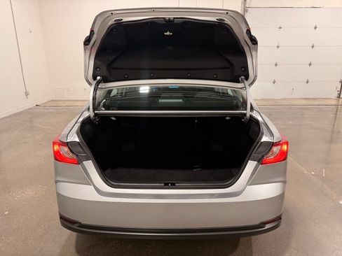 Used 2025 Toyota Camry LE FWD image 9