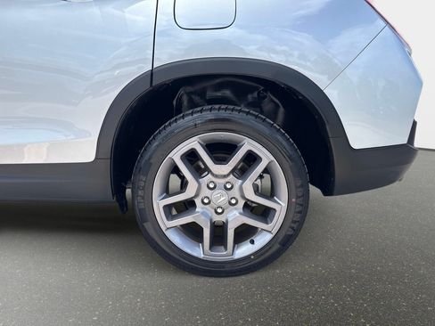 Used 2023 Honda Passport EX-L image 10