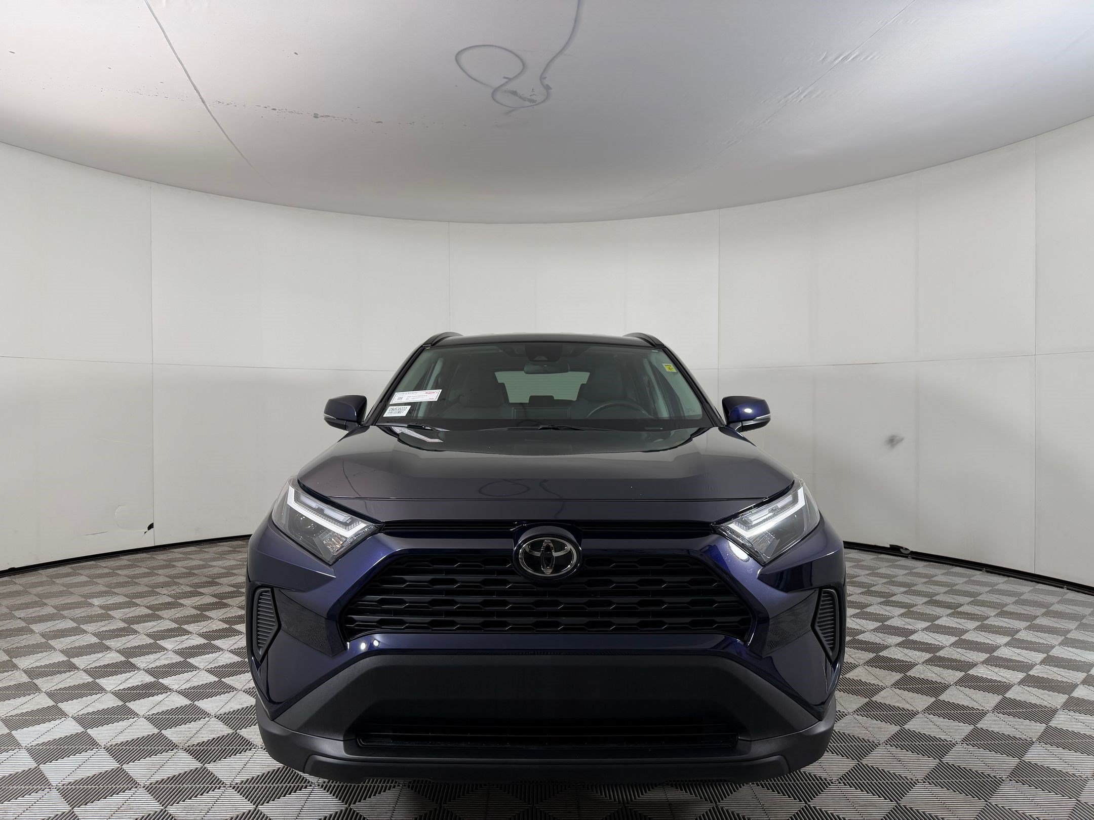 Used 2025 Toyota RAV4 XLE AWD/4WD image 6