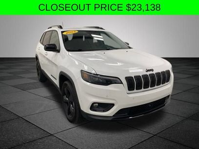 Used 2023 Jeep Cherokee Altitude Lux