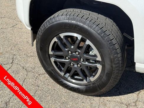 Used 2025 Toyota Tacoma TRD Sport w/ TRD Sport Premium Package AWD/4WD image 10