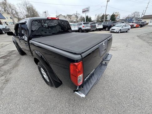 Used 2012 Nissan Frontier SV w/ SV Premium Utility Pkg image 25