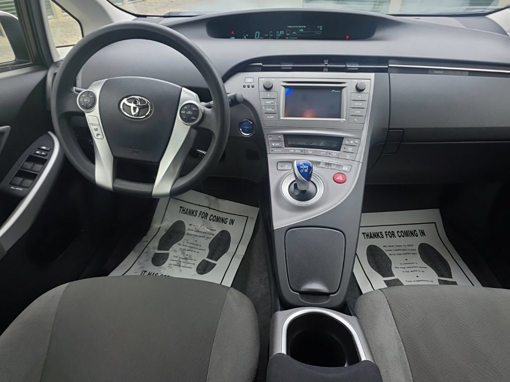 Used 2012 Toyota Prius Two FWD image 19