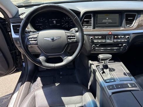 Used 2018 Genesis G80 3.8 AWD/4WD image 17