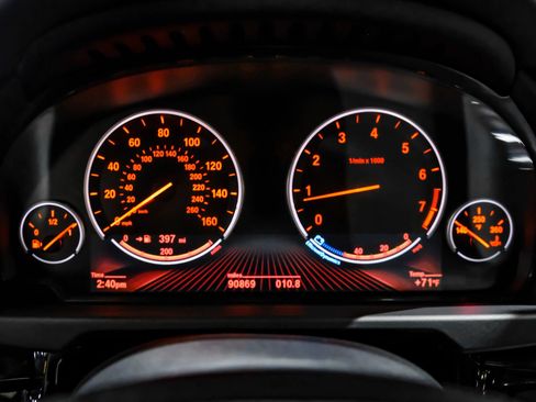 Used 2016 BMW X5 xDrive50i image 12