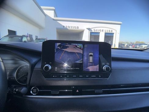 Used 2024 Mitsubishi Outlander SE image 5