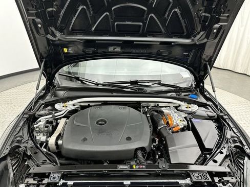 Certified 2025 Volvo V60 T8 Polestar image 26