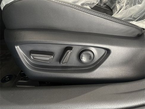 New 2026 Toyota Camry SE image 13