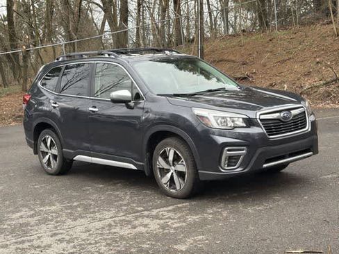 Used 2019 Subaru Forester Touring image 23