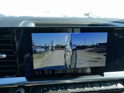 New 2026 Chevrolet Silverado 1500 LTZ w/ LTZ Premium Package image 24