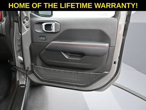 Used 2023 Jeep Gladiator Rubicon w/ Cold Weather Group AWD/4WD image 44