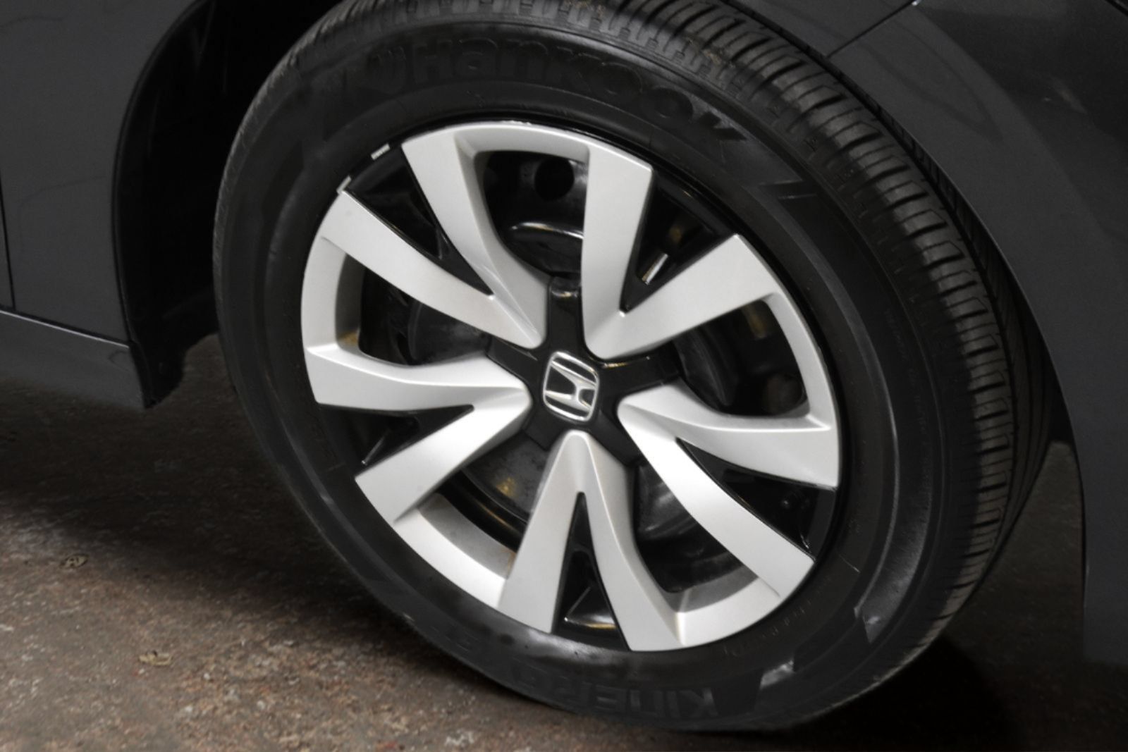 Used 2025 Honda Civic LX image 6