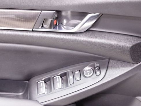 Certified 2022 Honda Accord Sport image 27