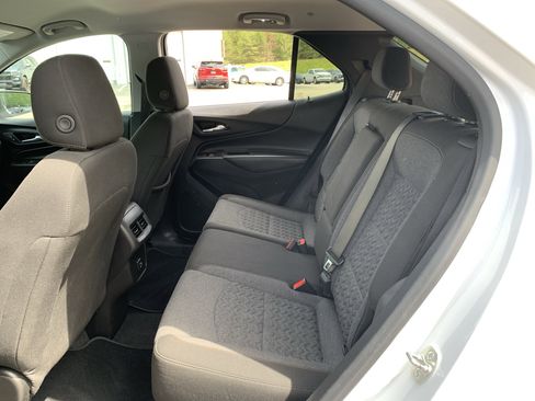 Used 2024 Chevrolet Equinox LT AWD/4WD image 31