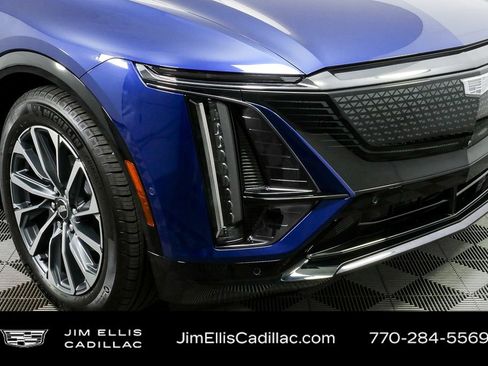 Certified 2024 Cadillac Lyriq Sport w/ Nappa Leather Package image 39