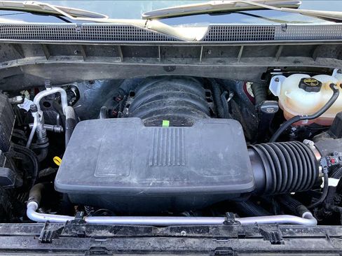 Used 2025 Chevrolet Silverado 1500 LTZ AWD/4WD image 34