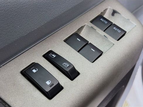 Used 2016 Ford F250 XLT w/ XLT Value Package image 18