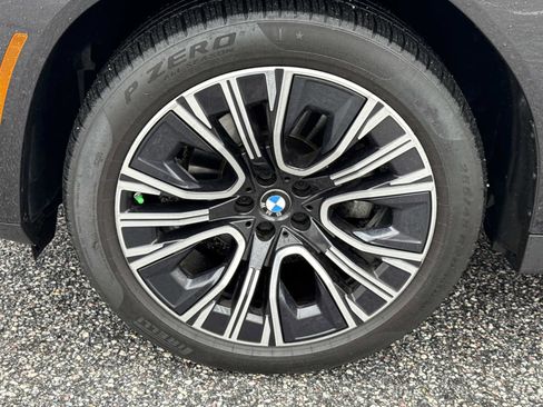 Used 2025 BMW X3 xDrive30i w/ Premium Package image 12