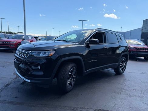 Used 2022 Jeep Compass Limited AWD/4WD image 3