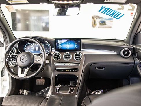 Used 2022 Mercedes-Benz GLC 300 4MATIC image 34