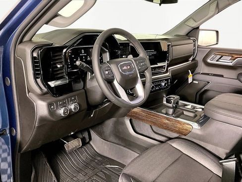New 2026 GMC Sierra 1500 Elevation w/ Preferred Package image 8