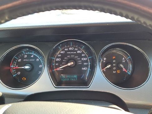 Used 2011 Ford Taurus SEL w/ 201A Rapid Spec Order Code image 30