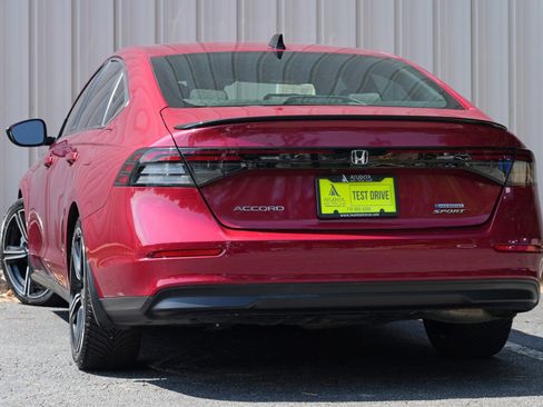 Used 2023 Honda Accord Sport image 5