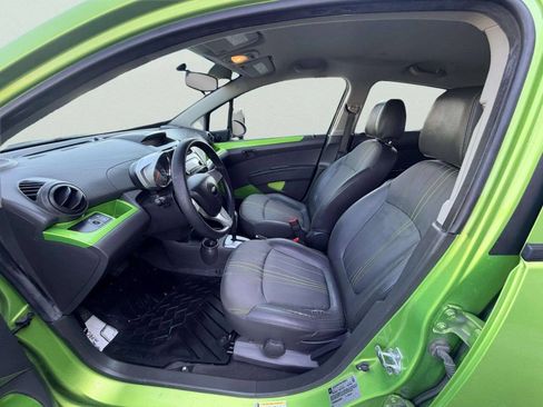 Used 2014 Chevrolet Spark LS FWD image 16