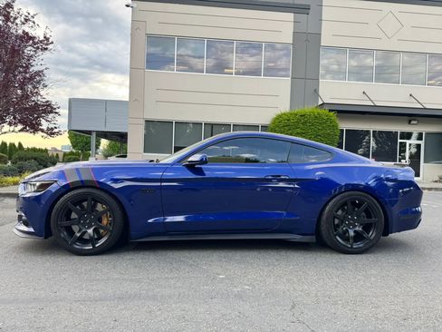 Used 2015 Ford Mustang GT w/ GT Performance Package RWD image 6