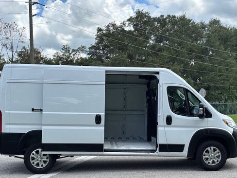 Used 2024 RAM ProMaster 2500 w/ Quick Order Package 22G SLT FWD image 6