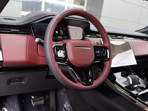 New 2026 Land Rover Range Rover Sport Dynamic SE AWD/4WD image 14