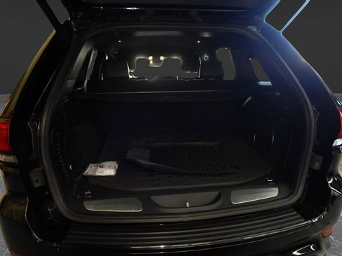 Used 2020 Jeep Grand Cherokee SRT w/ Trailer Tow Group IV image 7